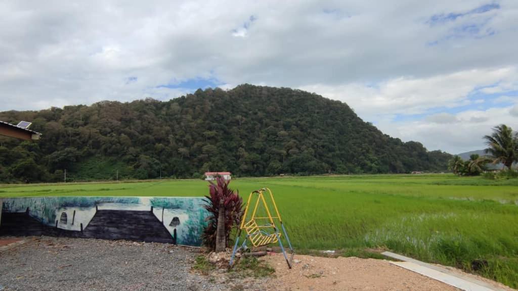 Ferienwohnung Inapan Desa Bukit Papan Kuala Perlis Exterior foto